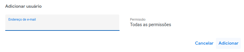 Opção de Adicionar usuário, com campo para preencher um endereço de e-mail e as permissões do usuário.